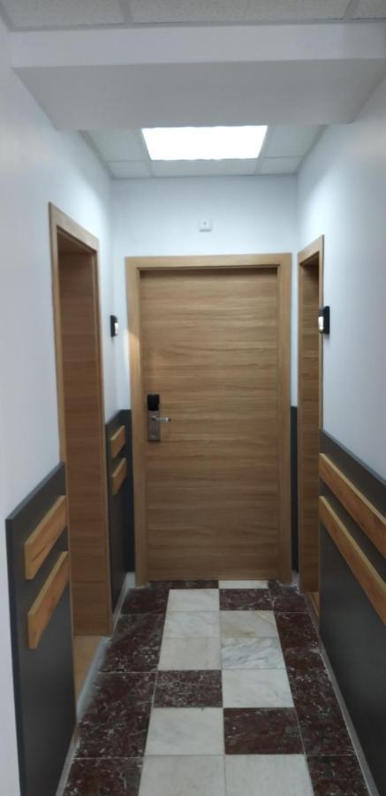 Хотел Визия Haskovo Bagian luar foto