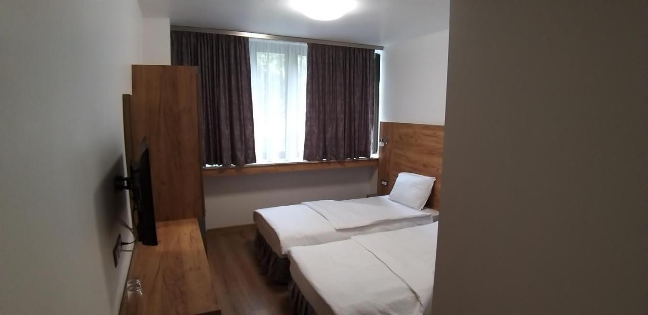 Хотел Визия Haskovo Bagian luar foto